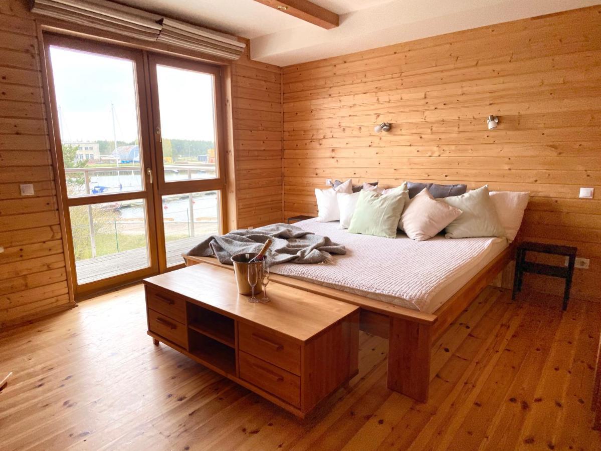 Akagals Hotell Pāvilosta Exteriör bild